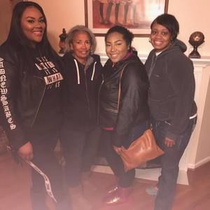 Meet your Posher, Bobbie